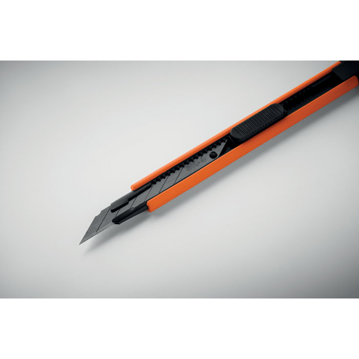 BLADE - Einziehbares Cuttermesser